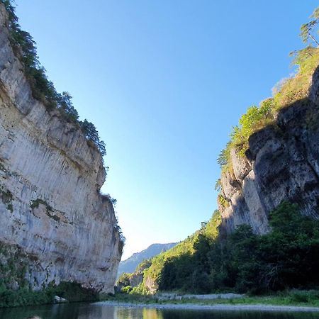 Logement Entier Chez Lea Et Brevia Saint-Beauzely Εξωτερικό φωτογραφία